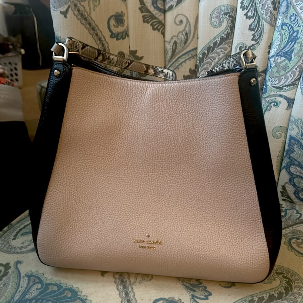 Kate Spade Purse. In very good condition, only used one time